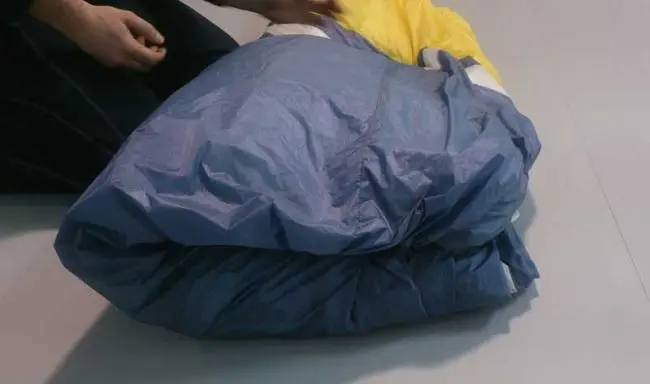 Pour mieux plier votre voile avec joncs