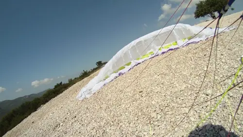 Mercredi, essai de l'UFO