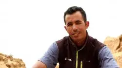 AZIZ : Thé à la menthe et parapente...