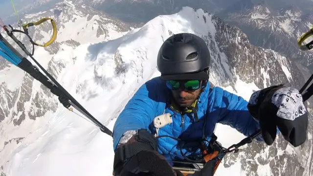 Gilles et Nico à 5700 au dessus du Mont Blanc !