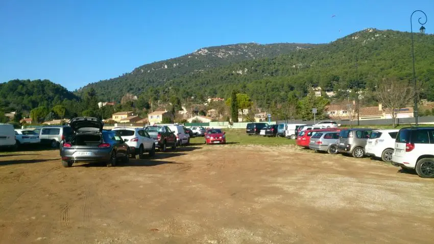 Belle journée à Signes